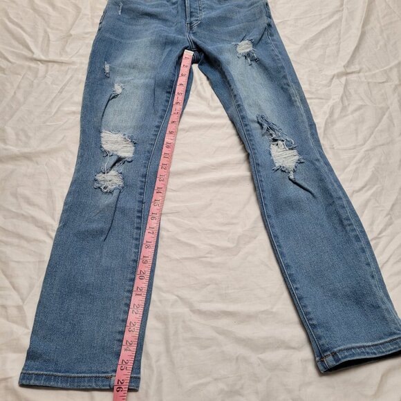 Button Fly Distressed Jeans Medium Wash Size 26 Stretchy Forever 21 - Picture 12 of 14